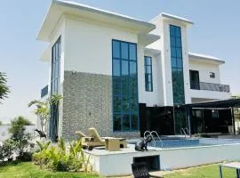 Orca Hill Villa