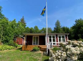 Magical hide-away in the forest, хотел в Trensum