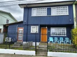 Casa completa para 6 personas centro Puerto Montt, 700 metros estatua enamorados