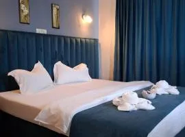ADMAR Rooms & Restaurant
