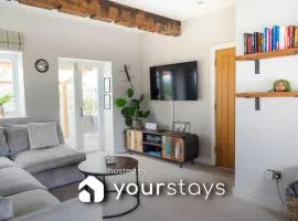 Sparrow Grove Barn Countryside Escape by YourStays