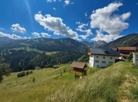 Hepi Lodge