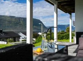 Mountain View Apartment, Free Parking, Hiking Nearby
