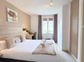 Hôtel L'Univers, Hotel in Châtellerault