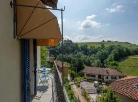 In Piazzetta 2 Holiday Apartment, Barolo