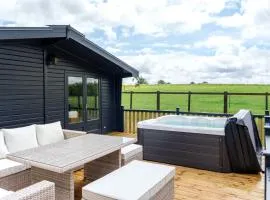 The Paddock Lodge