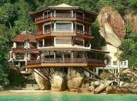 Marina Bay Resort Tioman