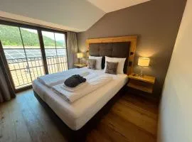 PUR Apartment Top 2