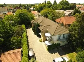 Balatonlelle Apartmanház