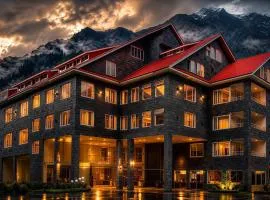 Naran Creek Hotel