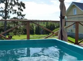 Tiny House with Private Sauna & Hot Tub near Archipelago Trail