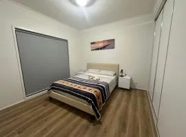 Berwick Modern Private Room- The Centre to Everything Close By