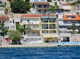 Valora Apartments