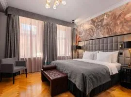 Grand Poet Hotel and SPA by Semarah