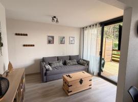 Appartement lumineux, terrasse, lisière de forêt, hotel a Égat