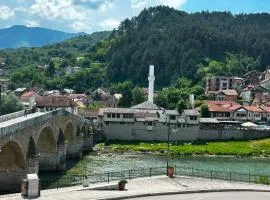 The Old Stone Bridge Apartment