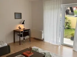 LIV Apartment- Stylish city suite with terrace and parking