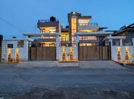Stylish Home from 1 room to Full space 5 bedrooms