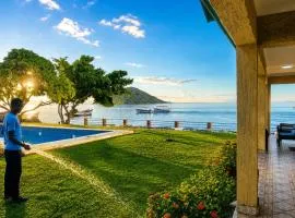 Summerland Lodge