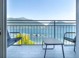 Aurora House · Balcone vista Lago Como · Parking