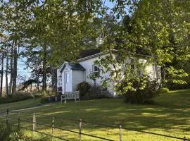 South Lodge