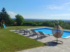 Holiday Home Tilia - pool & view