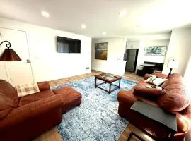 Modern 2BR Retreat near Light Rail, Seward Park 52