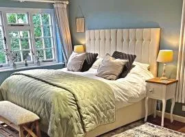 Heydon Private Guest Suite Self Check-in & Parking