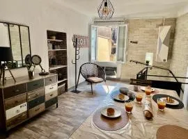 Le loft de la porte Sarrasine - Au cœur du charmant village de Fayence
