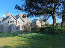 The Plas - Rhosneigr Manor House