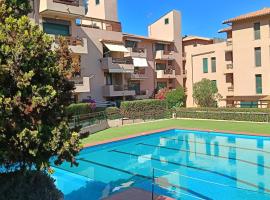 Appartamento a La Maddalena, Hotel in La Maddalena