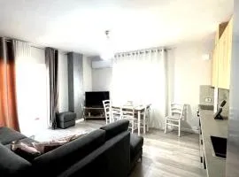Linda's Apartment