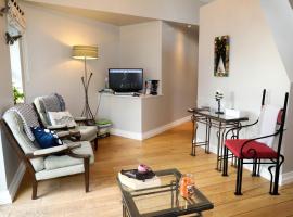Croi an Bháile Luxury Apartment, Hotel in Rosscarbery
