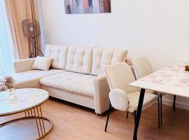 Lotus Apartments Impero separate kitchen two rooms parking balcony, Hotel in Ostrołęka