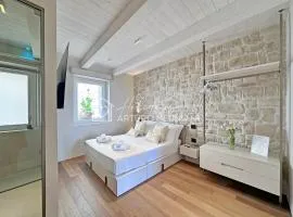 302 - MARENOSTRUM COSTARELLA LUXURY SUITES - JUNIOR SUITE CAMERA CON ANGOLO COTTURA - SPIAGGIA E NAVETTA PRIVATA AL WHITE BEACH OMAGGIO dal lun al ven fino al 2 agosto