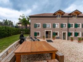 Chalet Le Dimore Asiago - Ideale per gruppi e Famiglie, Hotel in Roana