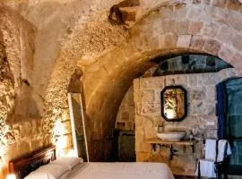Cave Rooms Sassi