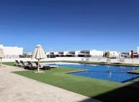 Casa moderna, 3 recámaras, alberca, La Paz BCS