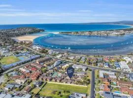 Anchorbell 13- Your Coastal Escape Awaits