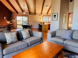 Unit 2 11 Beach Street, Merimbula