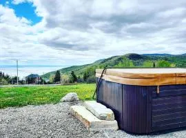 Charlevoix 4BR Cottage Hot Tub & Game Room 12