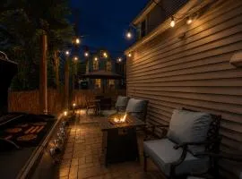 5 min walk to Asbury Park, 4 beach badges, firepit, grill, porch, cool AC