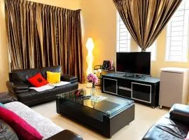 Family Retreat w Kid Pool, BBQ Games Sleeps 10pax Melaka