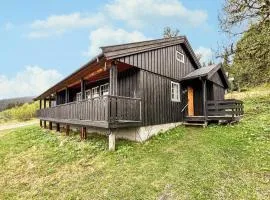 Cozy Home In Vinstra With Sauna