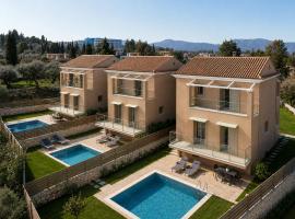 Efilenia Luxury Villas، فندق في مدينة كورفو