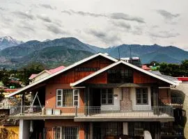 Lofted Peaks
