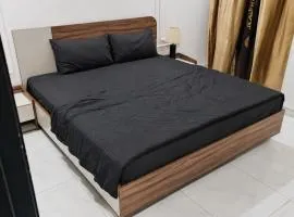 Zameen Opal Executive 2-Bed Suite