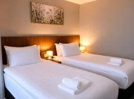 Coach House Accommodation - Room 1