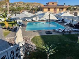 Albamaris Guest House, hotel a Botricello