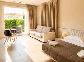 Amare Suite & Apartments